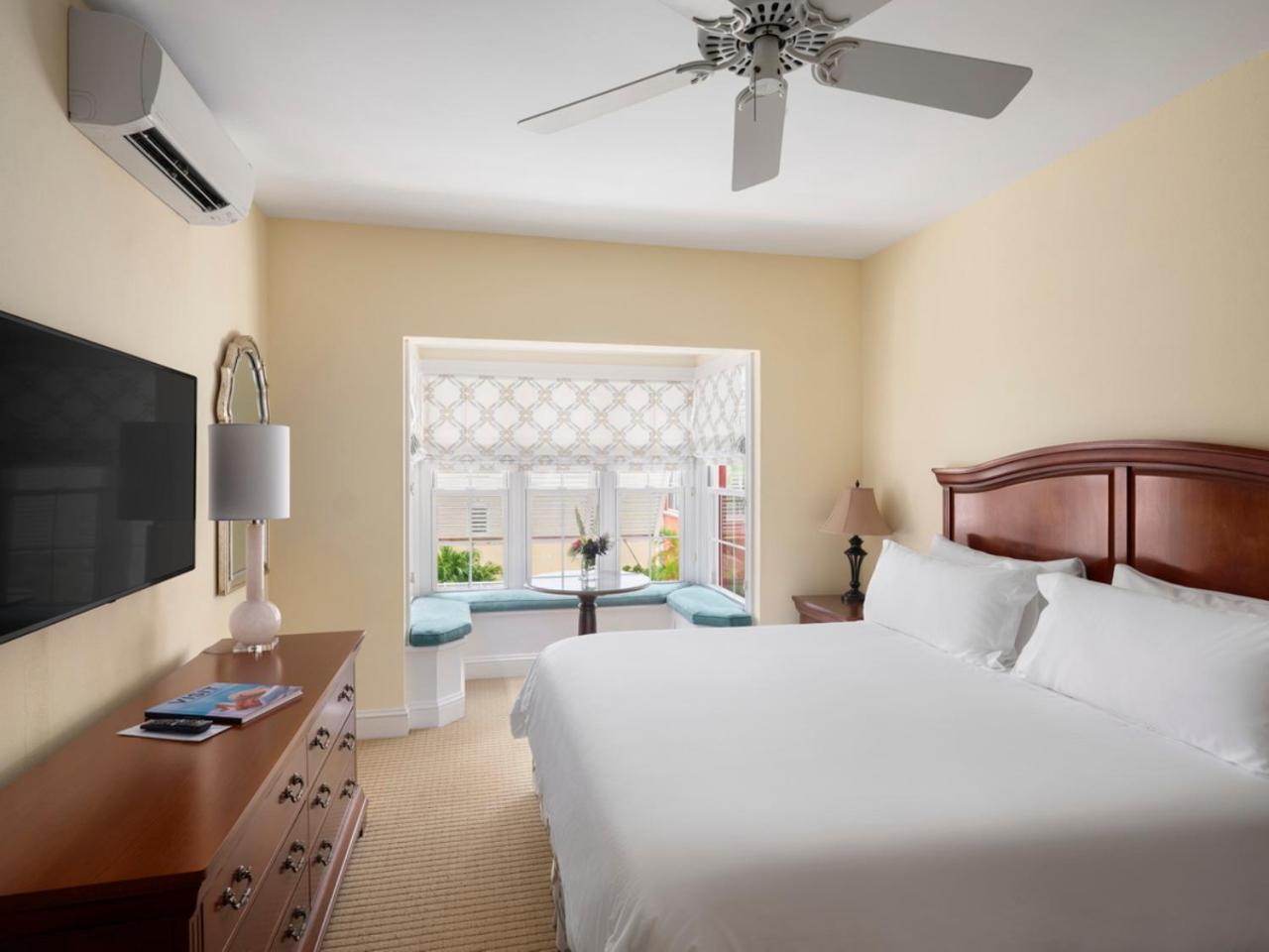 Royal Palms Hotel Hamilton City Esterno foto