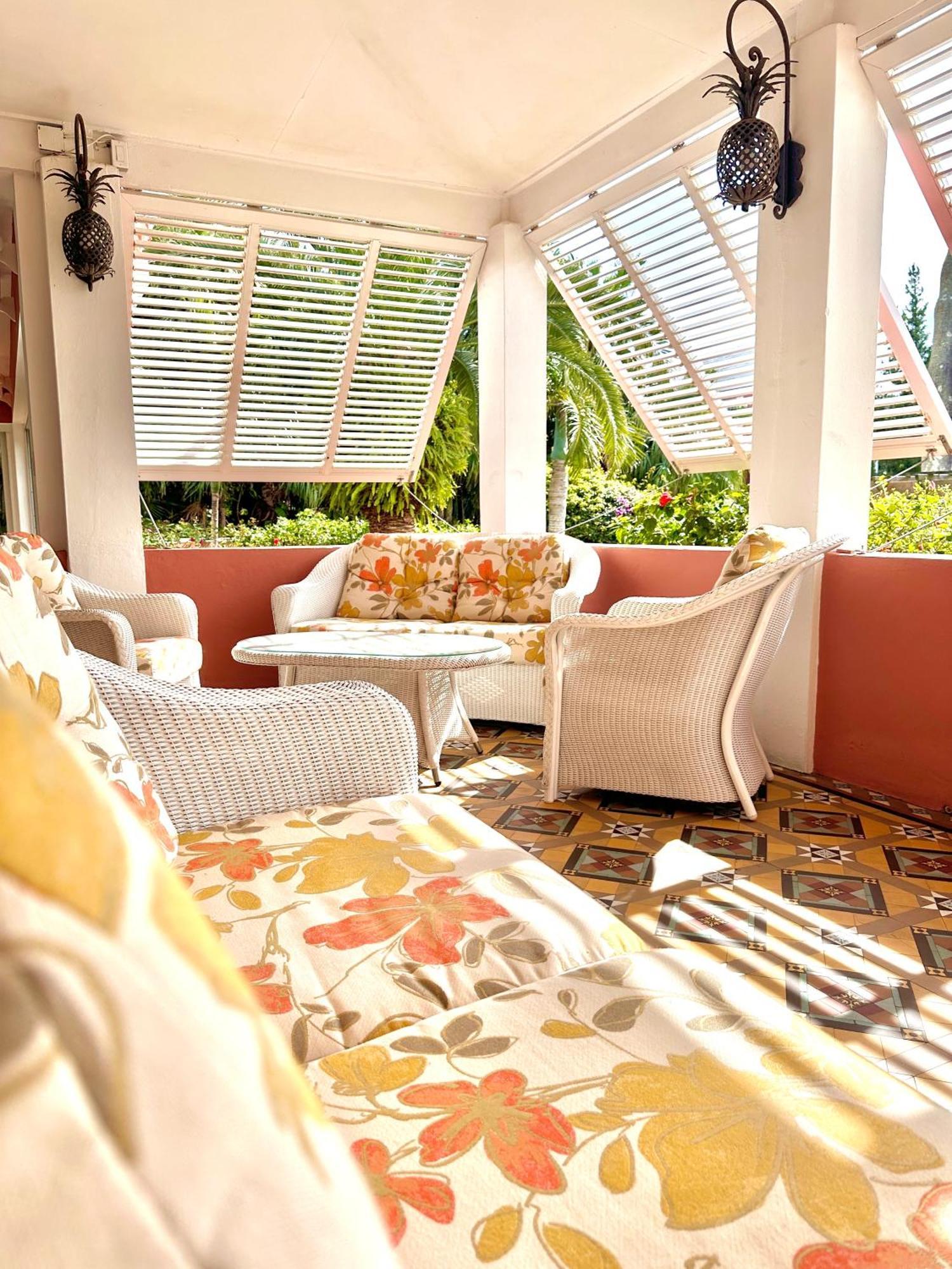Royal Palms Hotel Hamilton City Esterno foto