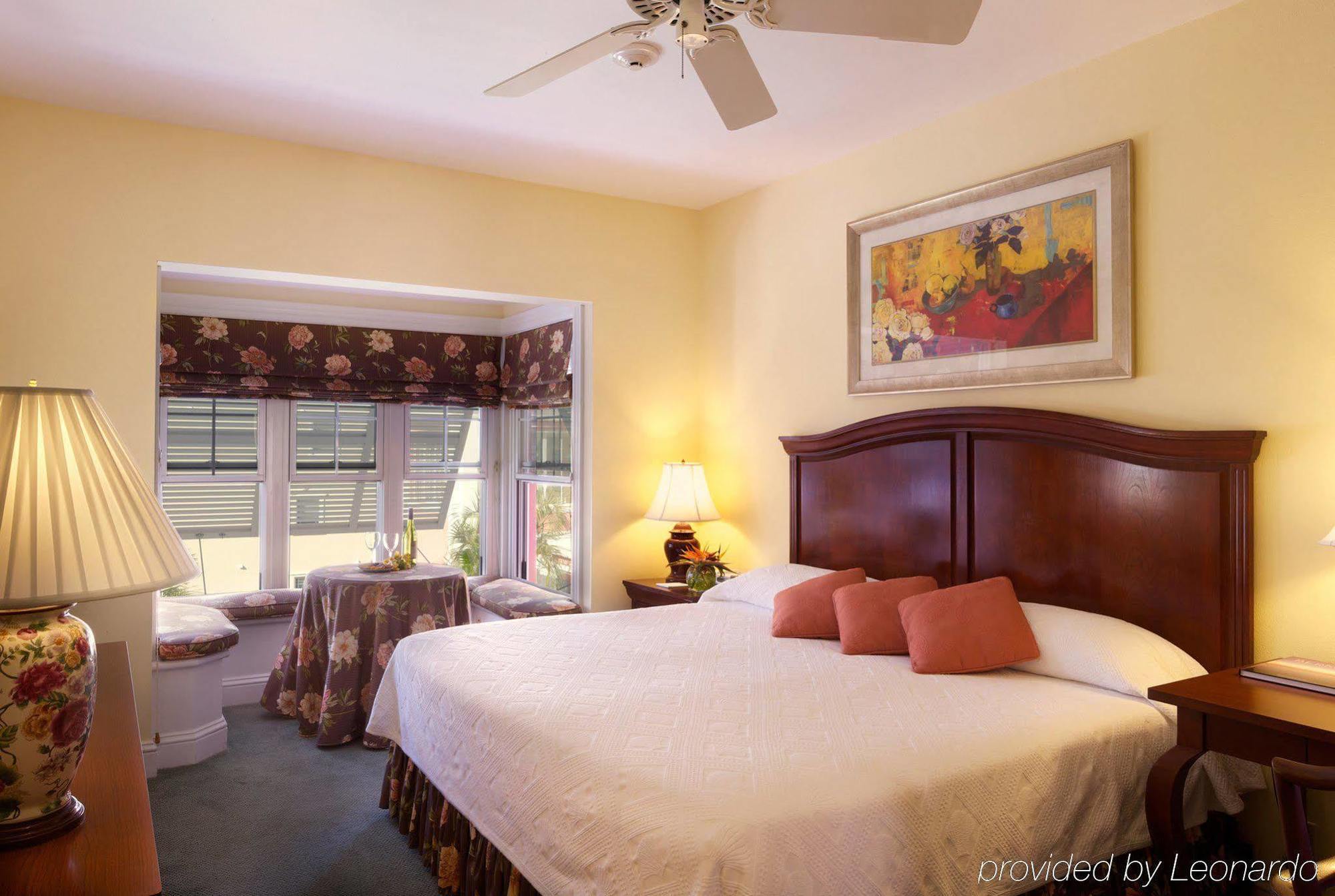 Royal Palms Hotel Hamilton City Esterno foto