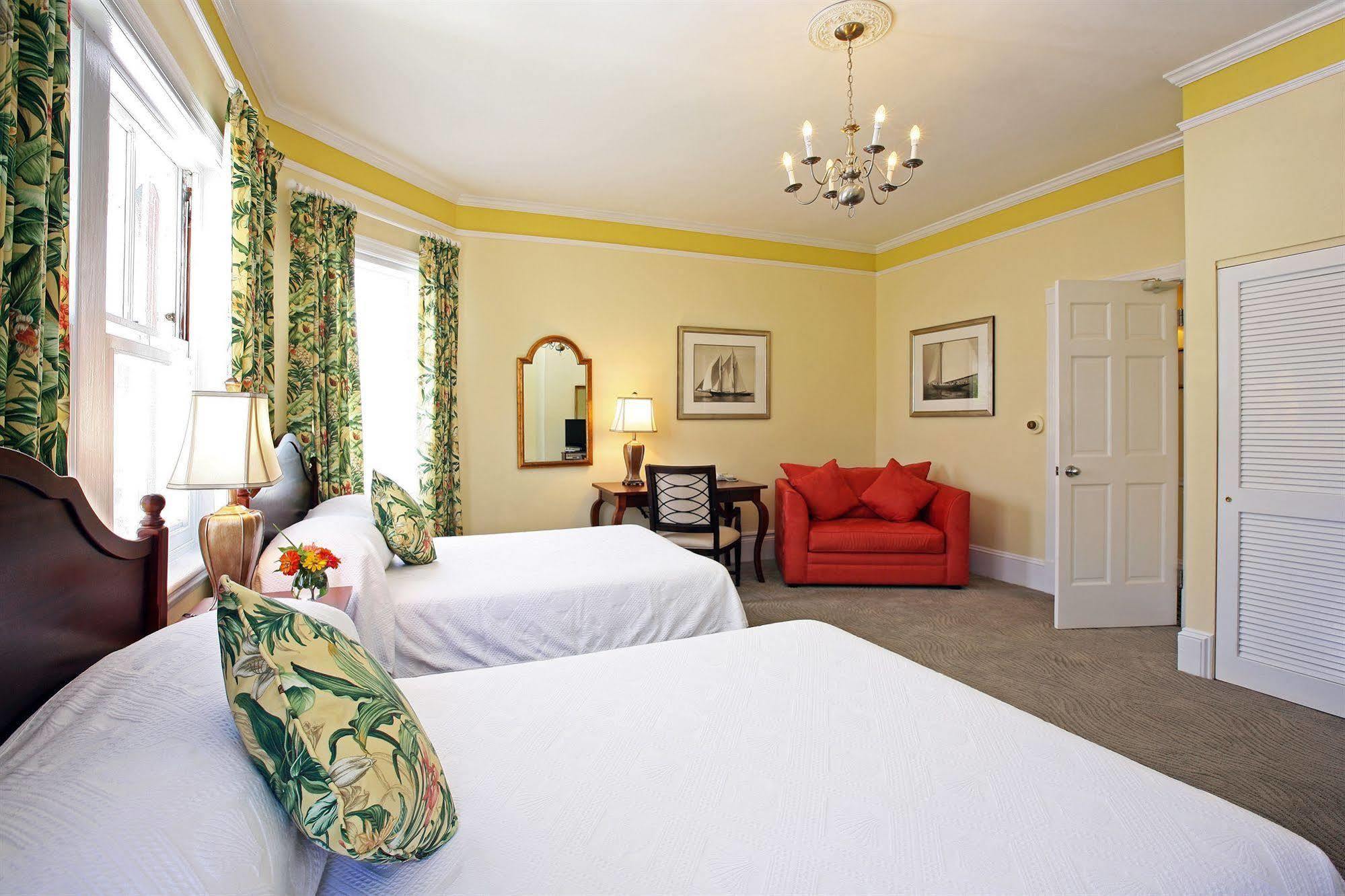 Royal Palms Hotel Hamilton City Esterno foto